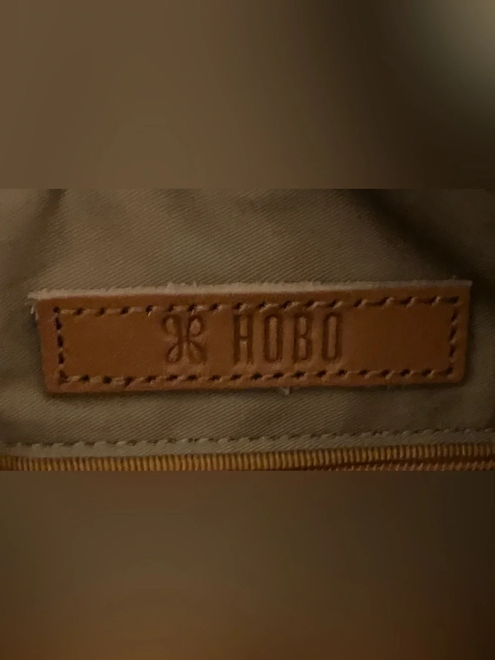 HOBO Small Sheila Satchel with Detachable Strap
